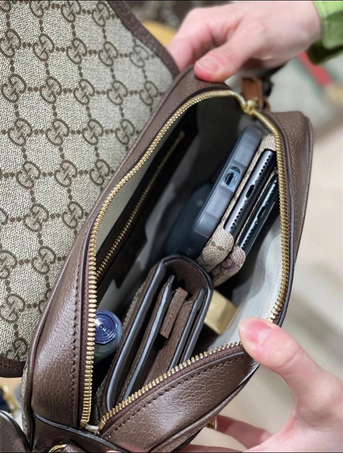 2025210C722117N201827648