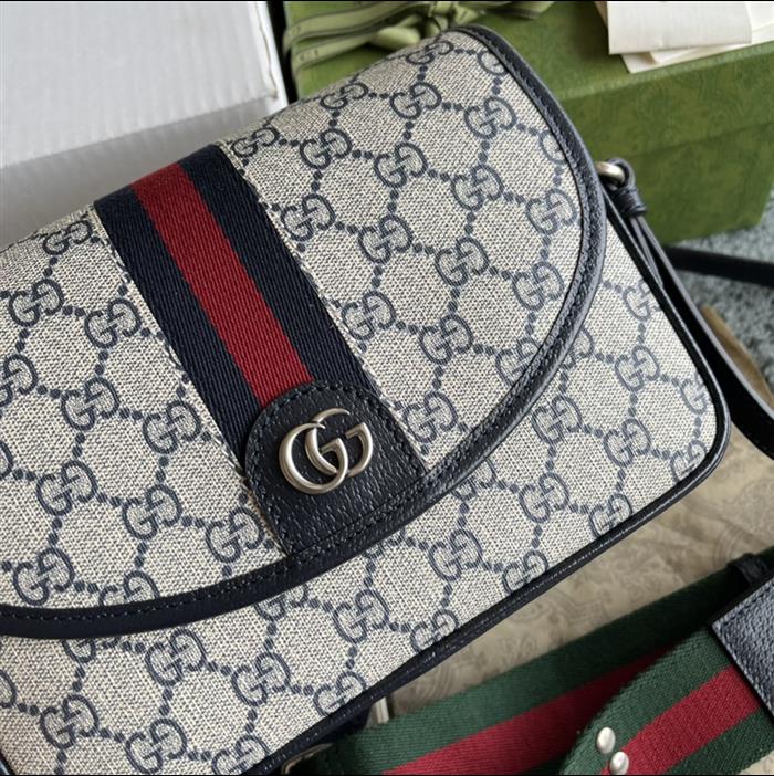 2025210C722117N201827851