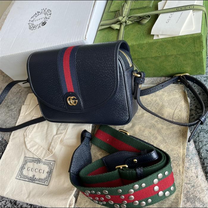 2025210C722117N201828132