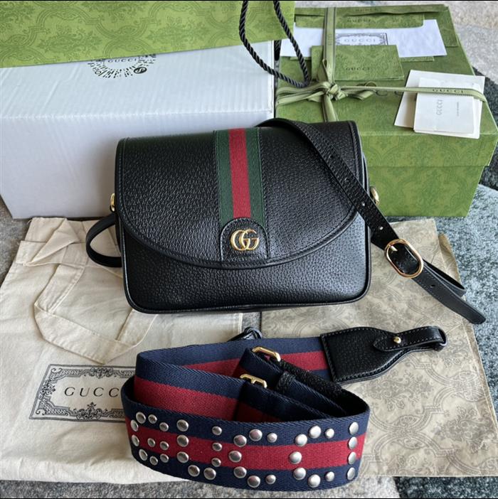 2025210C722117N201828258