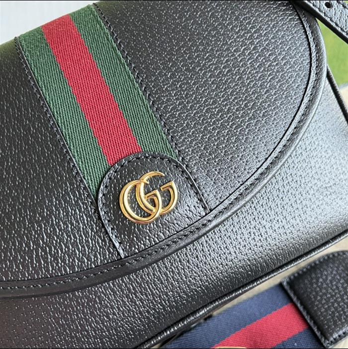 2025210C722117N201828304