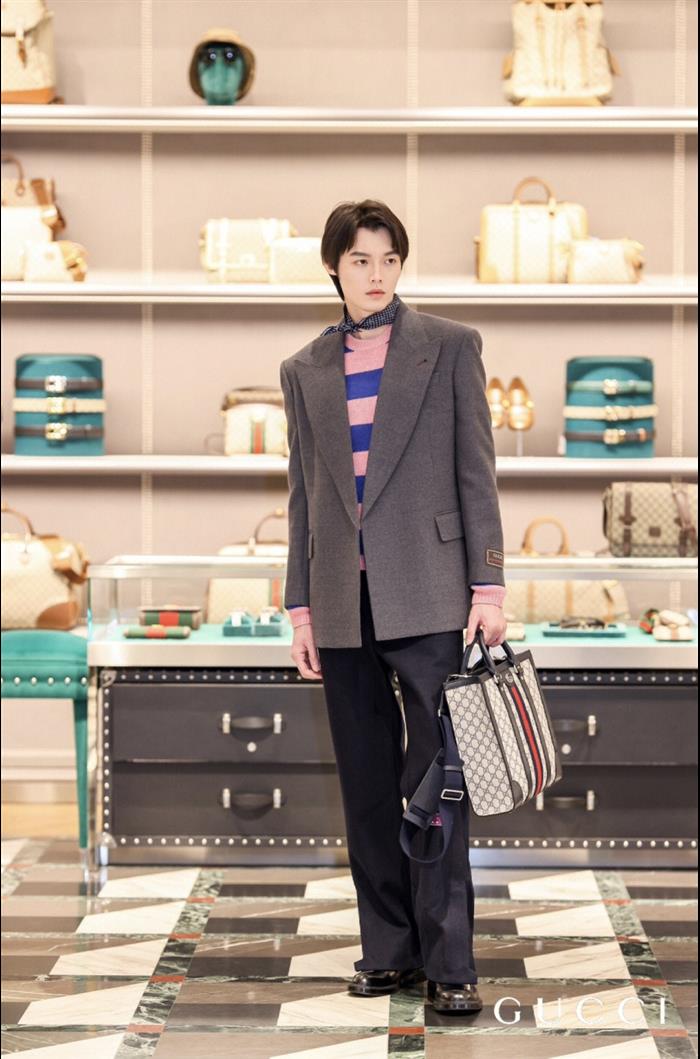 2025210C724685N201833598