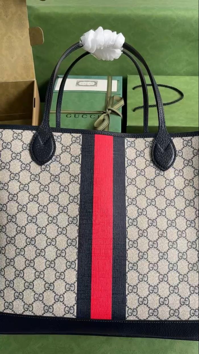 2025210C726755N201833677