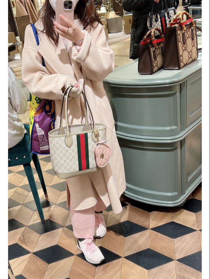 2025210C726762N201835253