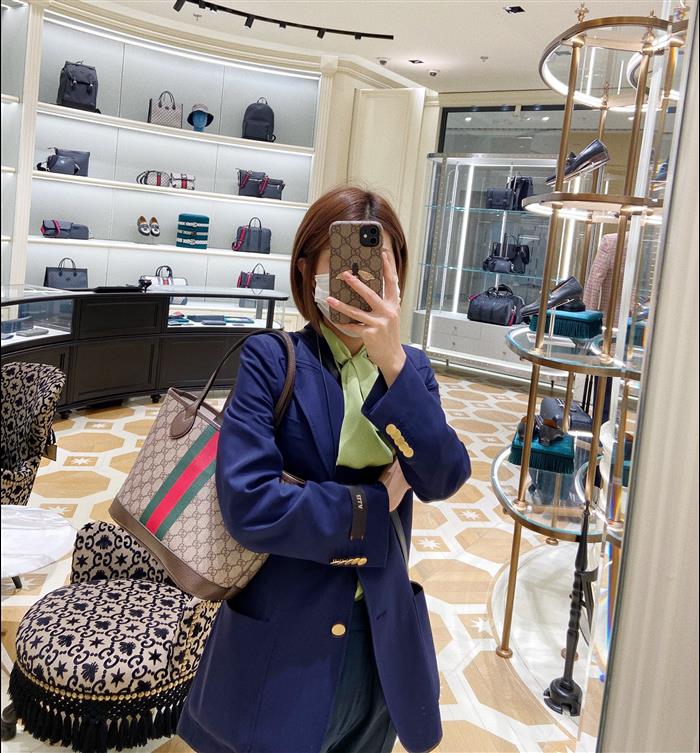 2025210C726762N20183582