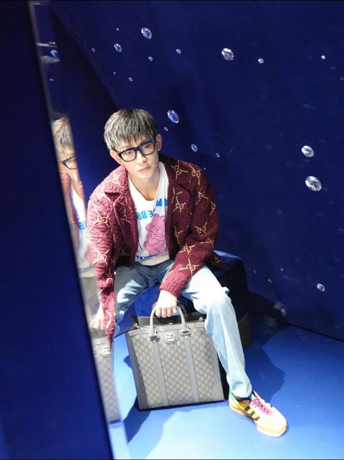 2025210C731793N201835735