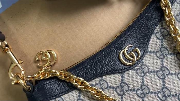 2025210C735132N201837186