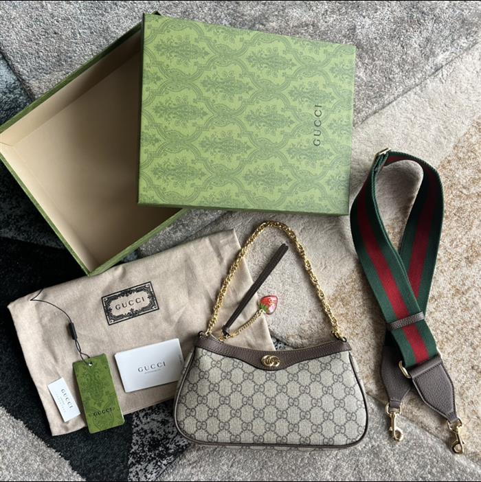 2025210C735132N201838108