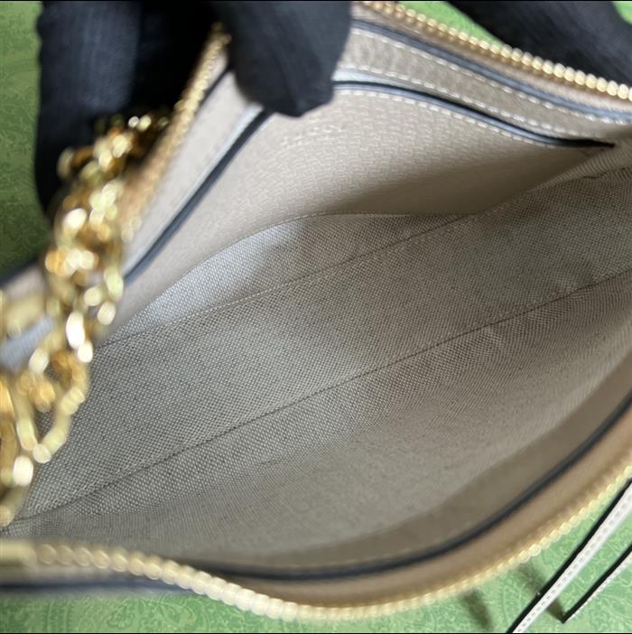 2025210C735132N201838373