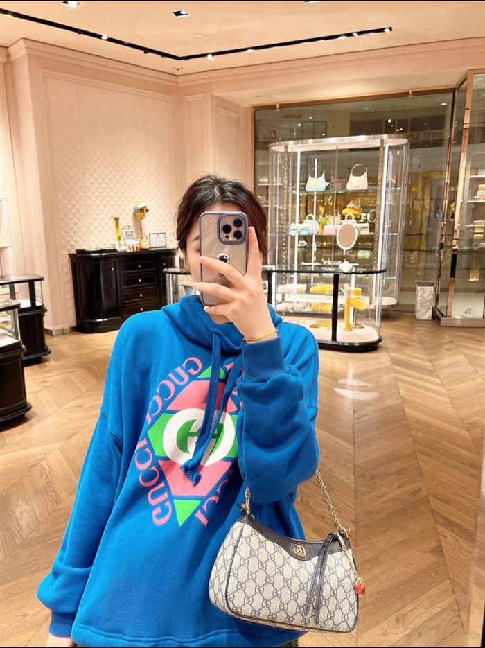 2025210C735132N201838731