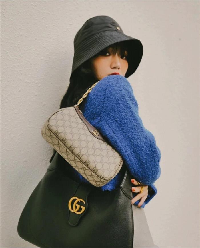 2025210C735132N201838888