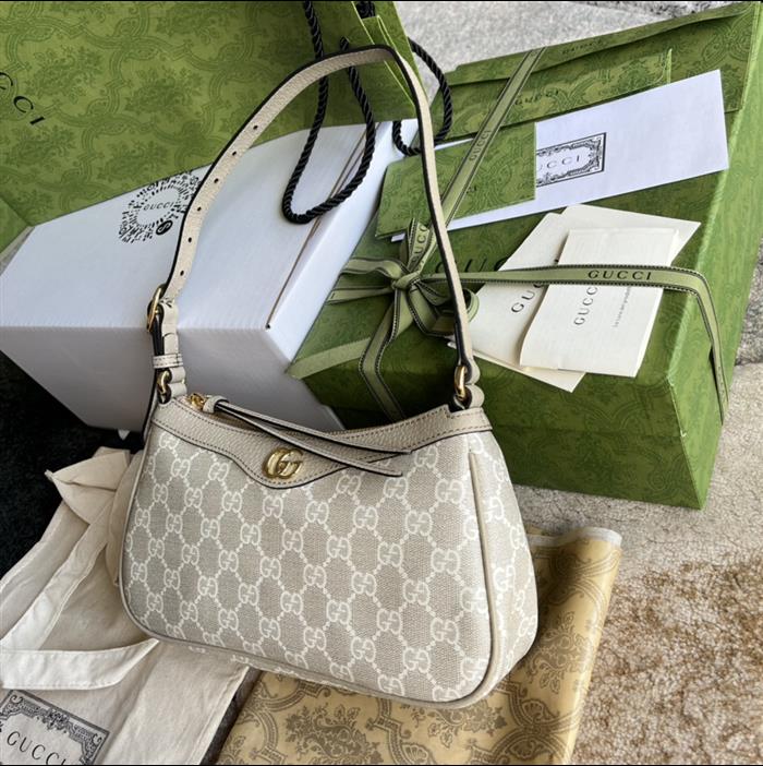 2025210C735145N201839357