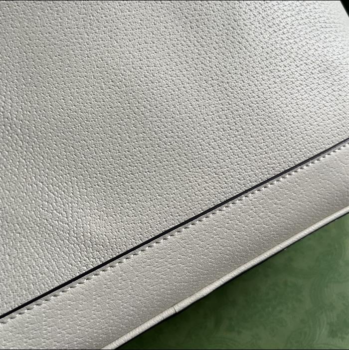 2025210C739730N201840550