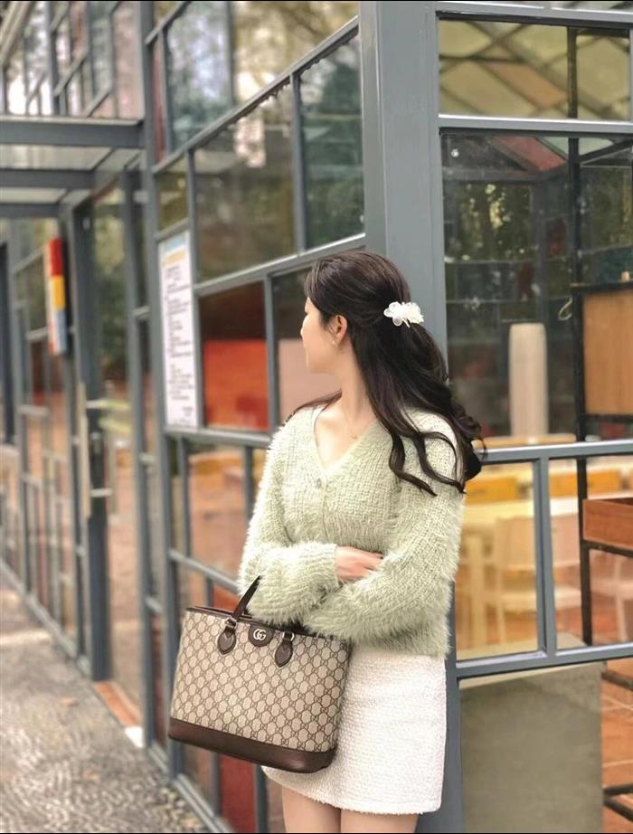 2025210C765043N201849831