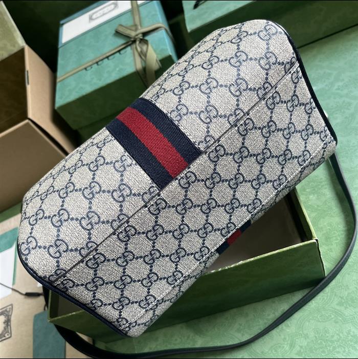 2025210C772061N201851360