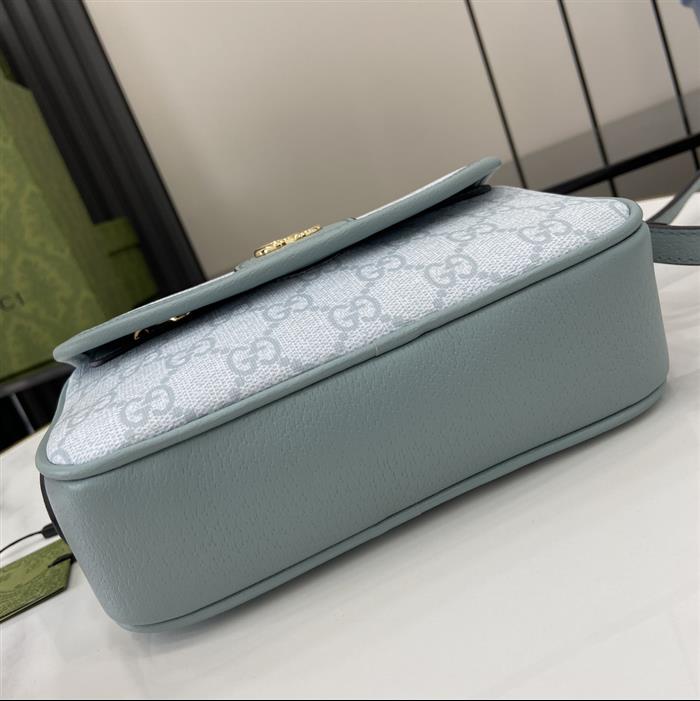 2025210C772239N201853111