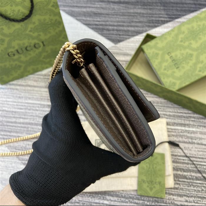 2025210C772309N201853580