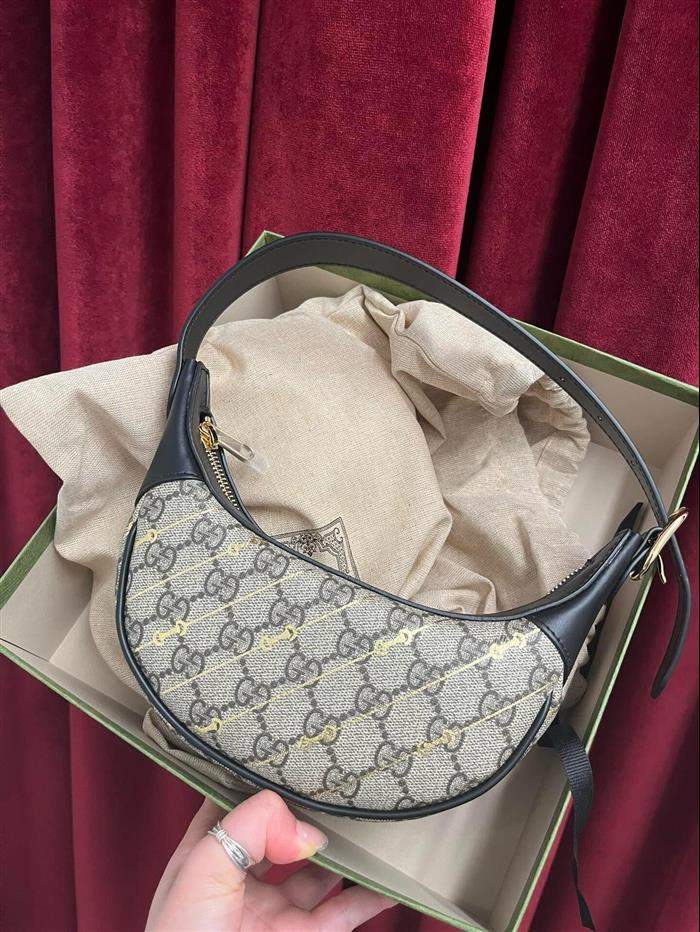 2025210C774336N201854557