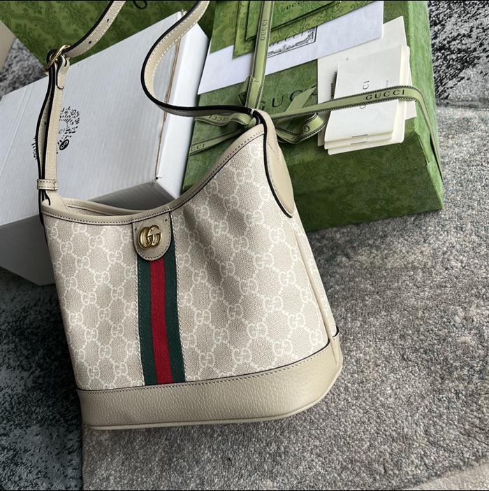 2025210C781402N201856402