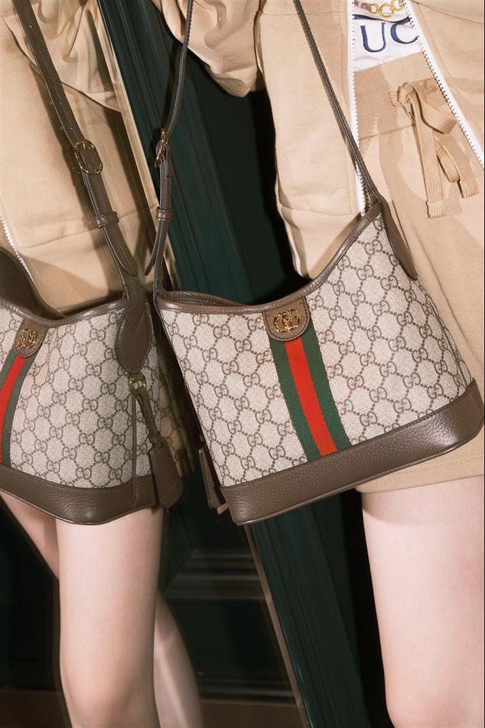 2025210C781402N201856719