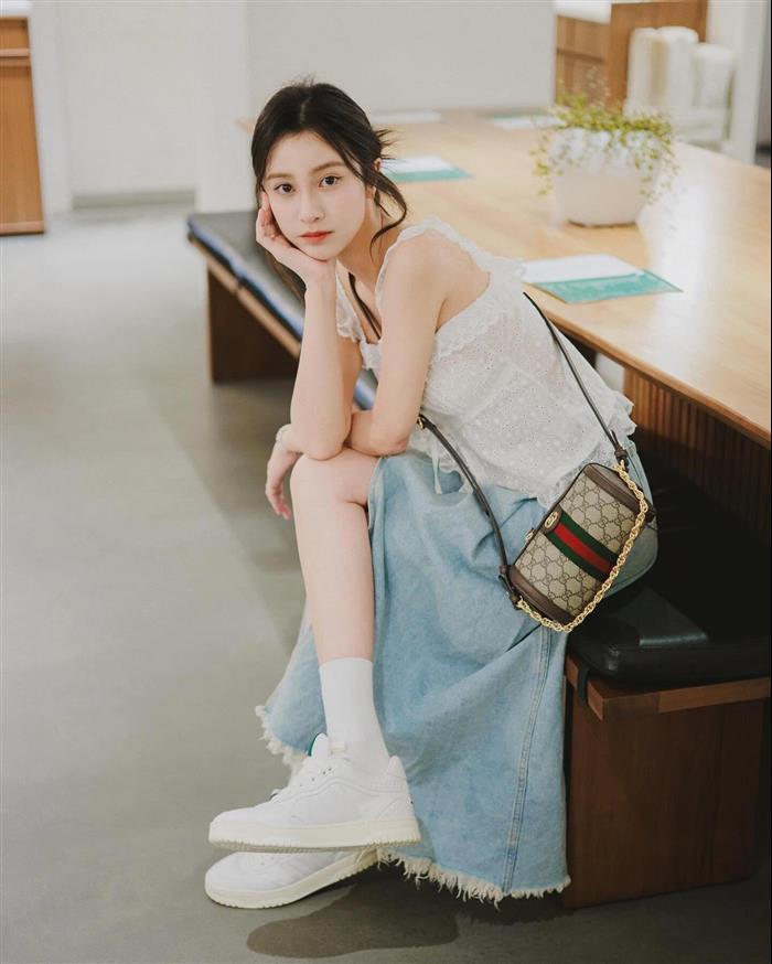 2025210C795208N20191721