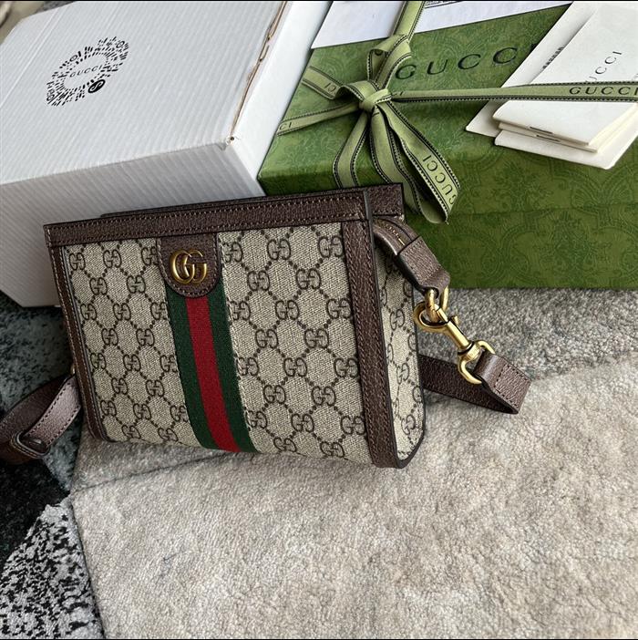 2025210C795467N20192863