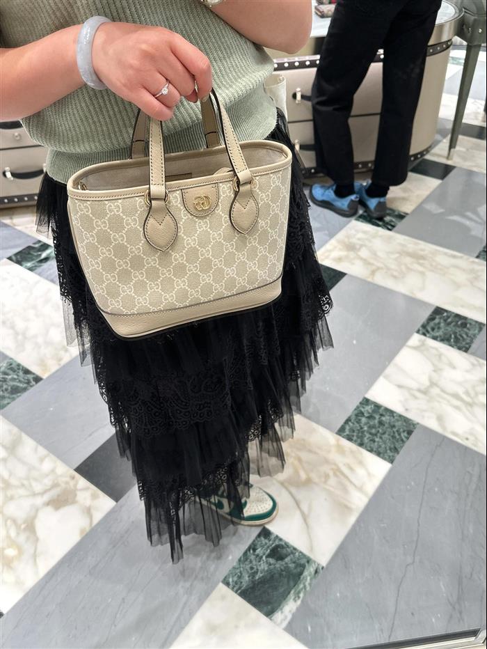 2025210C811716N20193145