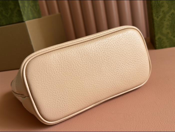 2025210C811716N201949