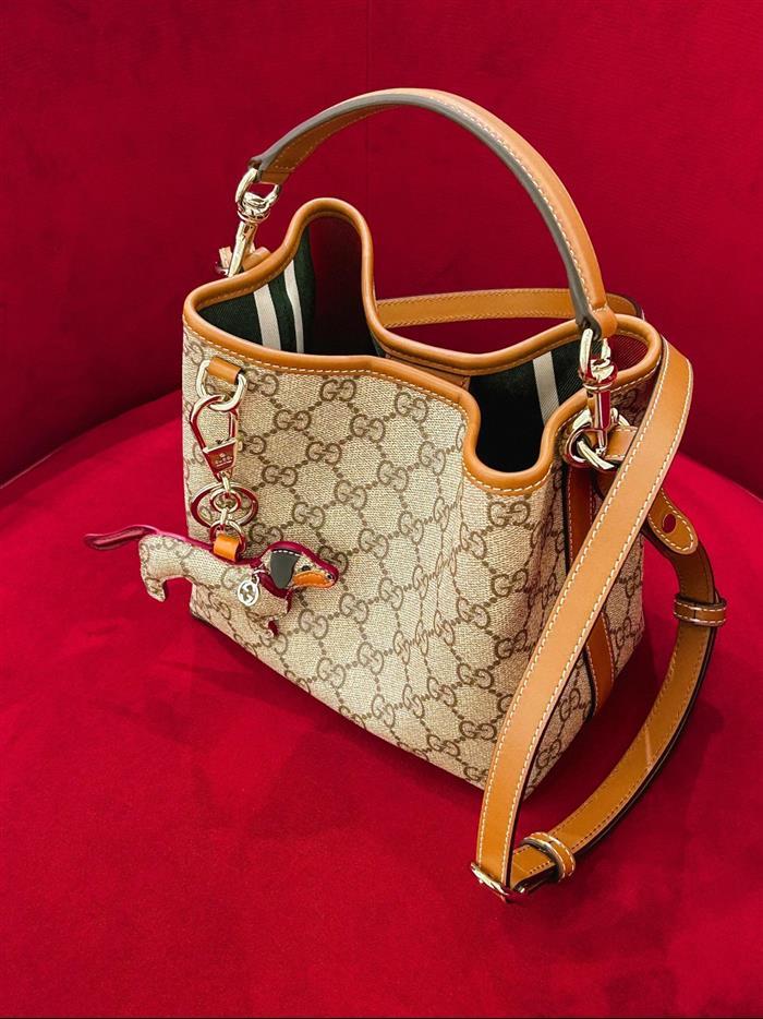 2025210C821812N202148660