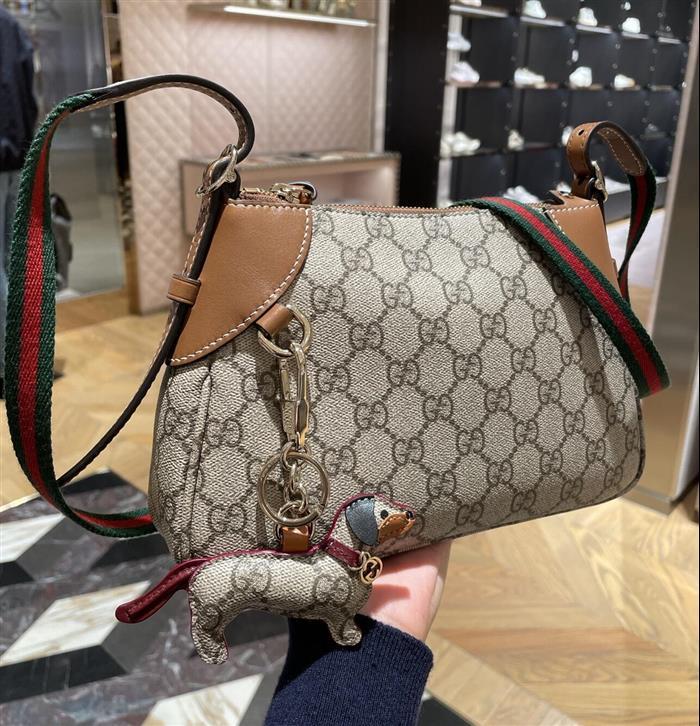 2025210C821812N202148829