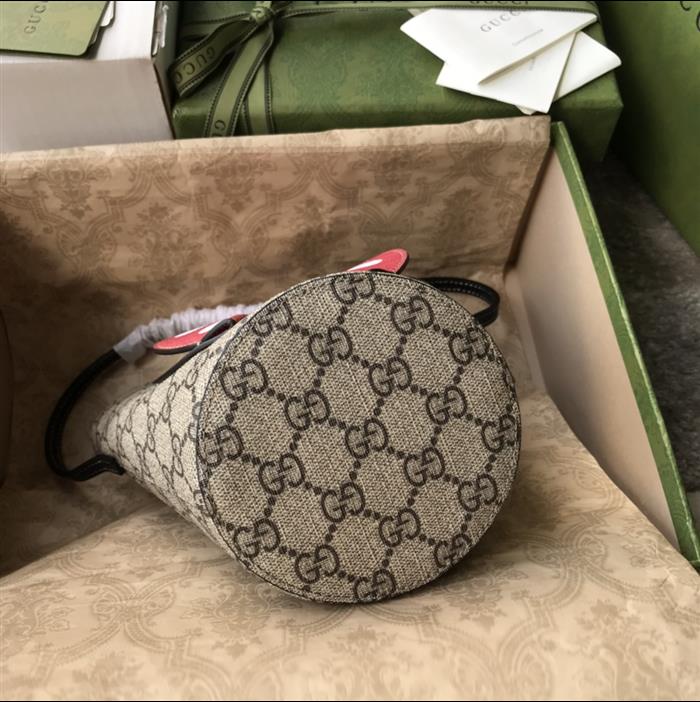 2025210C666277N203032885