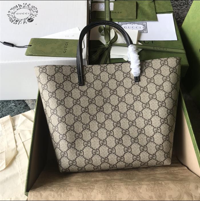 2025210C666288N203033243