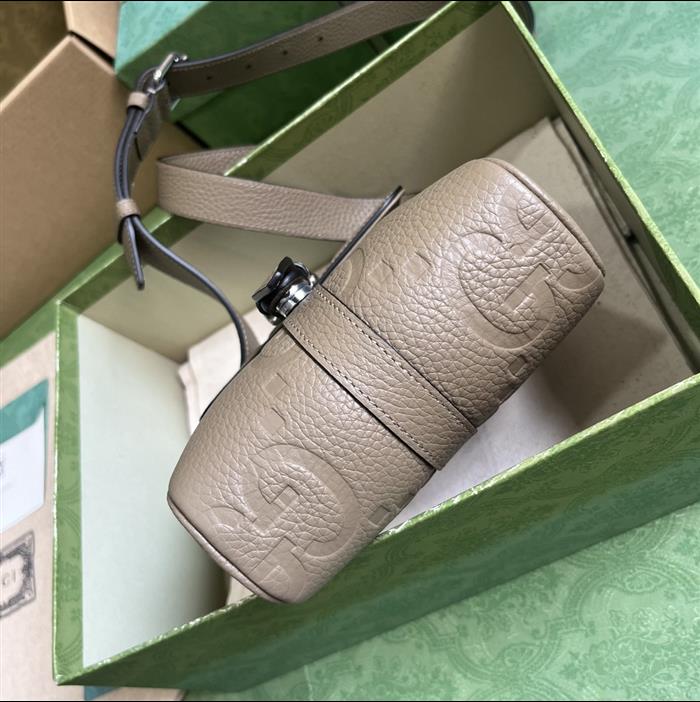 2025210C760235N20205495