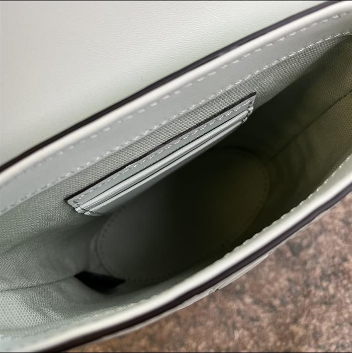 2025210C772795N202058192