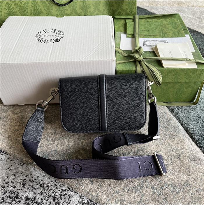 2025210C795213N20215438