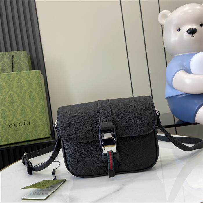 2025210C802100N20218328