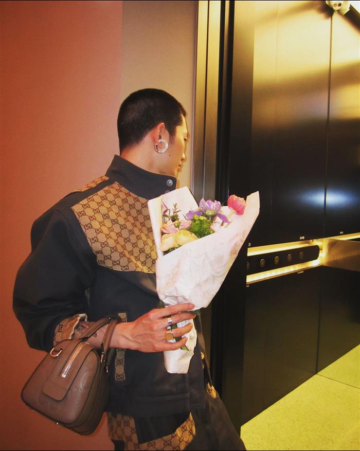 2025210C725292N202149586