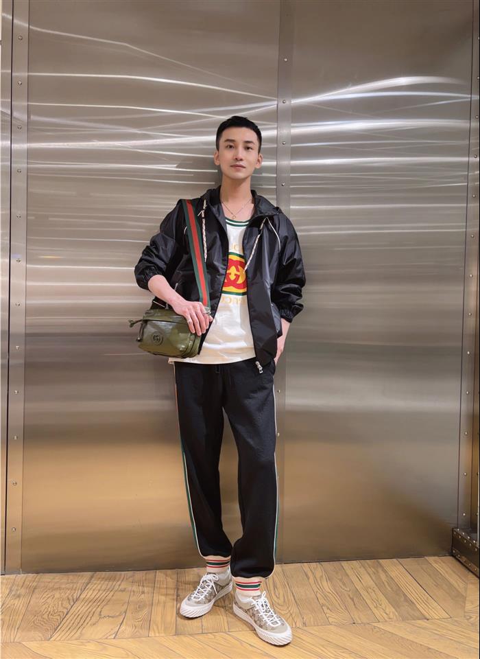 2025210C725696N202151745