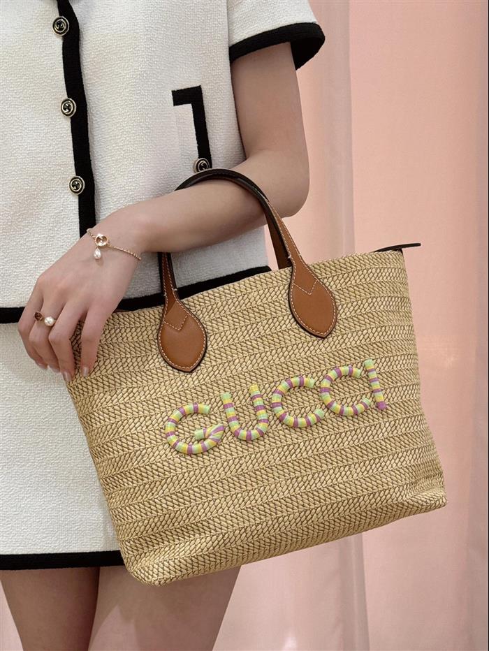 2025210C779671N20226775