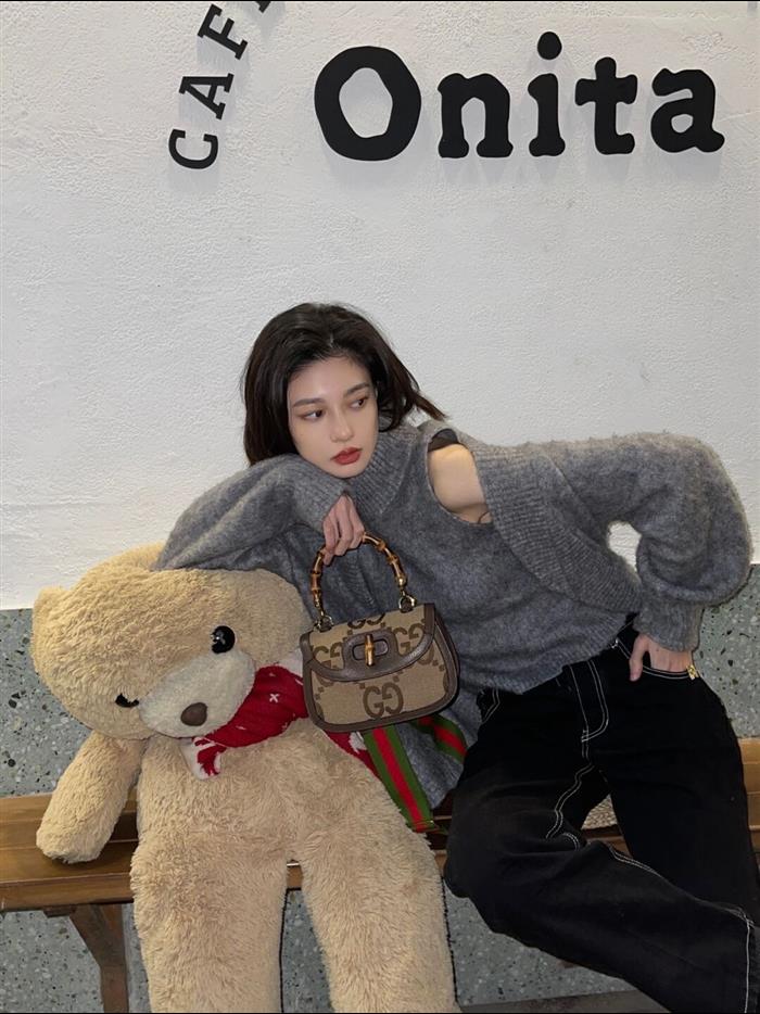 2025210C675797N202042599