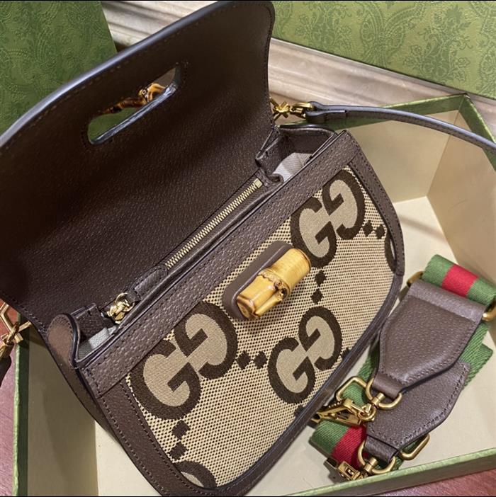 2025210C675797N202043158