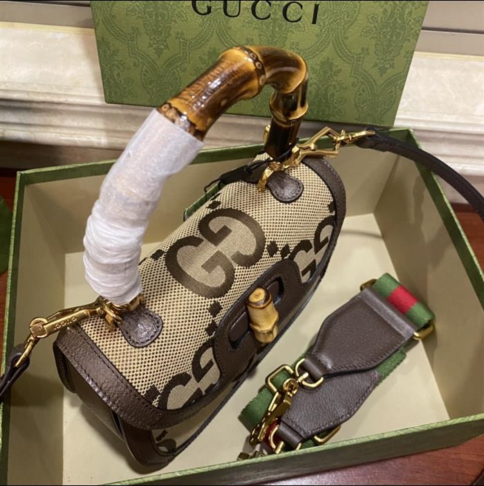 2025210C675797N202043174