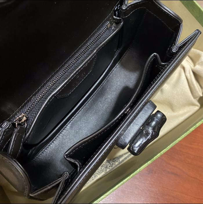 2025210C675797N202043376