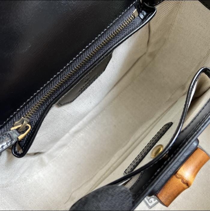 2025210C675797N20204381