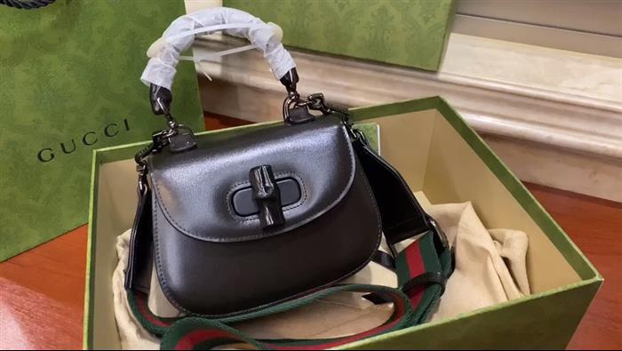 2025210C686864N202048743