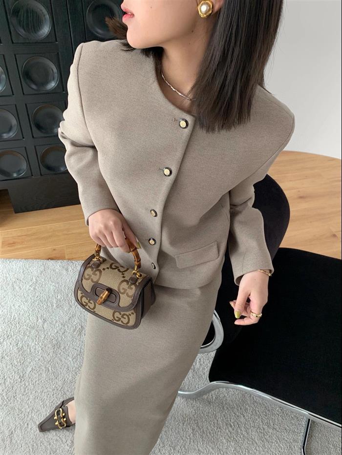 2025210C686864N202049212