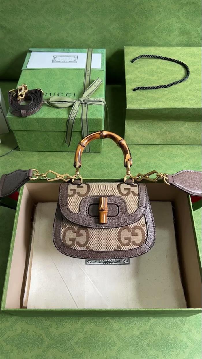 2025210C686864N20204956