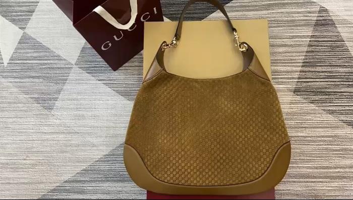 2025210C815924N202214402