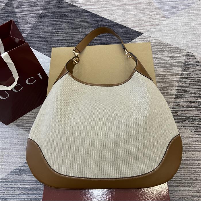 2025210C815924N202214795