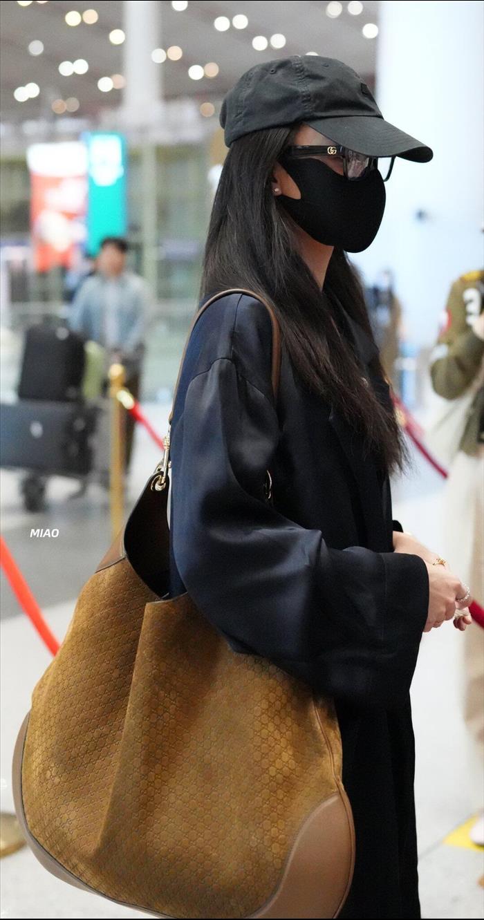 2025210C815924N202215896